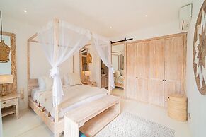 Kokomo Villas by Aayan