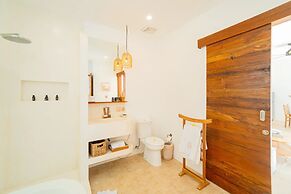 Kokomo Villas by Aayan