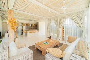 Kokomo Villas by Aayan