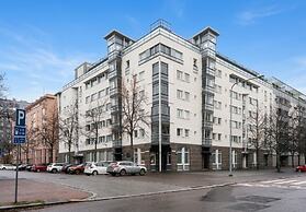 Spacious City Retreat with Private Sauna