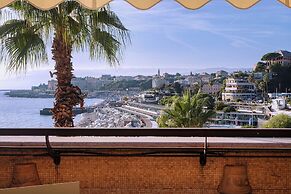 Beachfront Studio with Terrace by Wonderful Italy