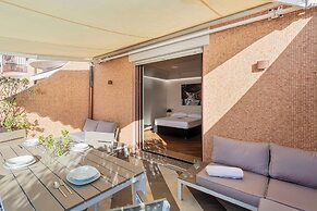 Beachfront Studio with Terrace by Wonderful Italy