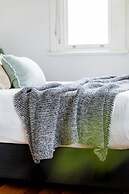 Designer Styled Studio in Central Trendy Glebe