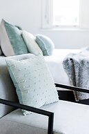 Designer Styled Studio in Central Trendy Glebe
