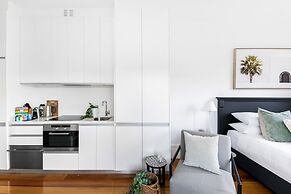 Designer Styled Studio in Central Trendy Glebe