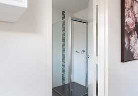 Bright Studio Steps From Westmead Hospital