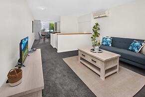 2-bed Near Brisbane CBD With Pool, Sauna & BBQ