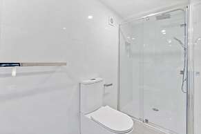 Cozy 1-bed Studio Near Cafes and Shops