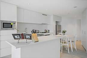 Breathtaking City Views 1-bed With Pool, BBQ & Gym