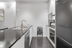 Stylish and Spacious 2-bed Apartment Melbourne