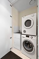 Spacious Melbourne CBD 2-bed Close to Everything