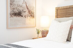 Modern and Cosy Inner West Apartment