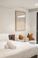 Spotless Braddon Studio With Accessible Bathroom