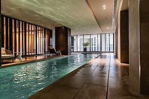 2-bed With Harbour Views & Outstanding Amenities