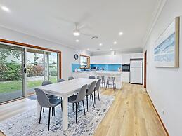 4-bed Beach House With Garden & Alfresco Dining