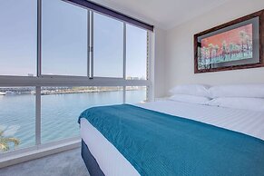 Wake up to Sydney Harbour