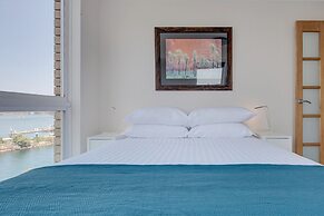 Wake up to Sydney Harbour