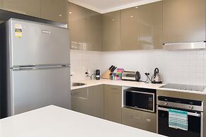 Central 1-bed With Parking, BBQ