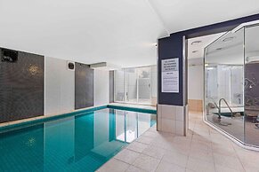 Lovely Boutique 1-bed Unit With Gym & Pool