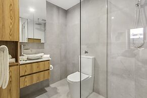 Boutique Apartment in Quiet, Sought-after Suburb