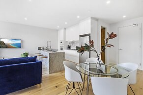 Boutique Apartment in Quiet, Sought-after Suburb