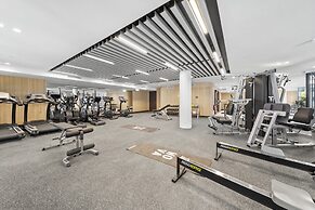 Phillip 2-bed: Chic Interiors, Amazing Amenities