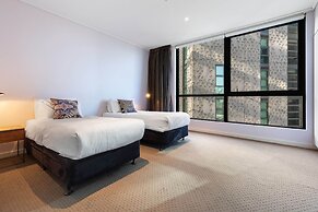 2-bed Inner-city Pad With Gym