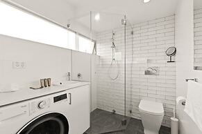 Cosy 1-bed With Swimming Pool Facing Opera House