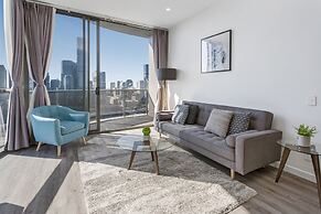 River-view Unit With Rooftop Pool Near Museums