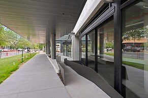 Braddon Studio With BBQ Area