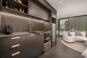 Braddon Studio With BBQ Area