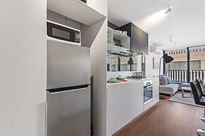 Sleek South Melbourne Pad, 1-bed by Albert Park