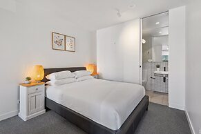 Sleek South Melbourne Pad, 1-bed by Albert Park