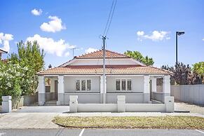 Elegant Art Semi Detached 2-bed Home