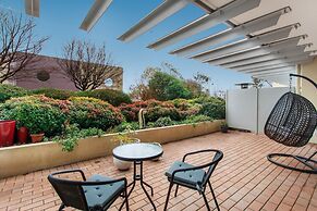 Madecomfy Spacious Canberra LI
