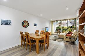 Madecomfy Spacious Canberra LI