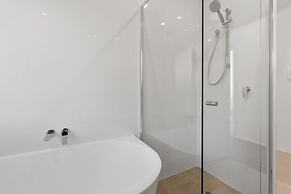 Stylish 3-bed House Close to Attractions