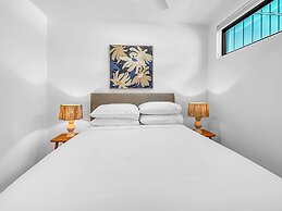 3-bed: Riverfront Alfresco Dining & Rooftop Pool