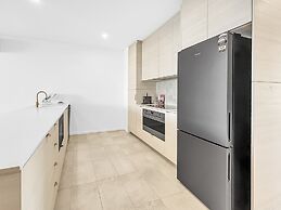 3-bed: Riverfront Alfresco Dining & Rooftop Pool
