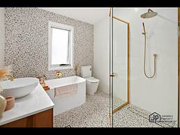 Elegant Beachside Retreat With Luxurious Amenities