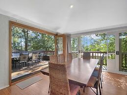 Riverside 3-bed Townhouse With Spacious Deck & BBQ
