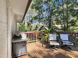 Riverside 3-bed Townhouse With Spacious Deck & BBQ