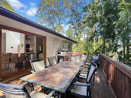 Riverside 3-bed Townhouse With Spacious Deck & BBQ