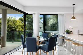 Spacious and Superb 3-bed Apartment