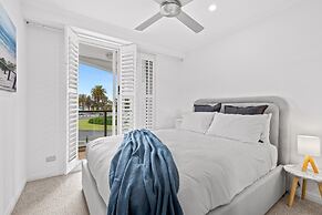 Scenic Beachside 3-bedroom With Water Views