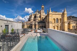Gran Hotel Claridge Granada - Preferred Hotels & Resorts