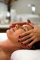 Gran Hotel Claridge Granada - Preferred Hotels & Resorts