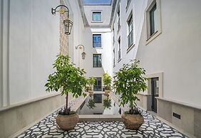 Gran Hotel Claridge Granada - Preferred Hotels & Resorts