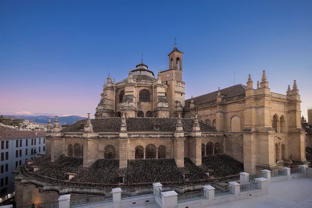 Gran Hotel Claridge Granada - Preferred Hotels & Resorts