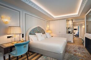 Gran Hotel Claridge Granada - Preferred Hotels & Resorts